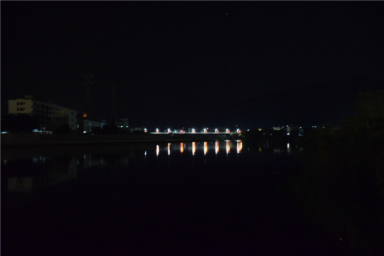 旧县河滨夜景-旧县大桥